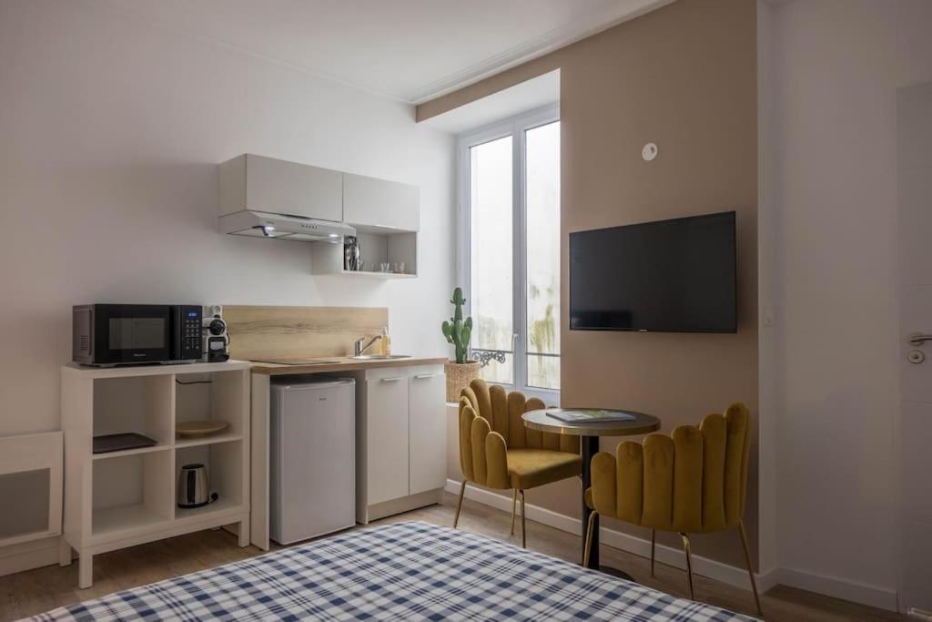 Appartement Studio Contemporain A Deux Pas De La Cathedrale à Orléans Extérieur photo